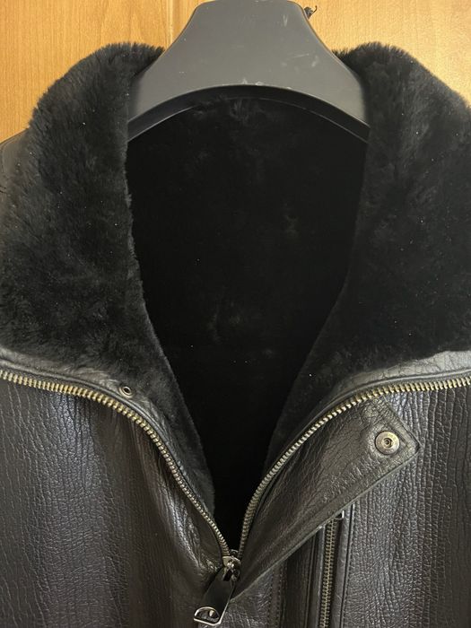 Продам кожану куртку р 56