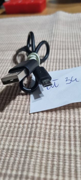Kable do telefonu plus ładowarka