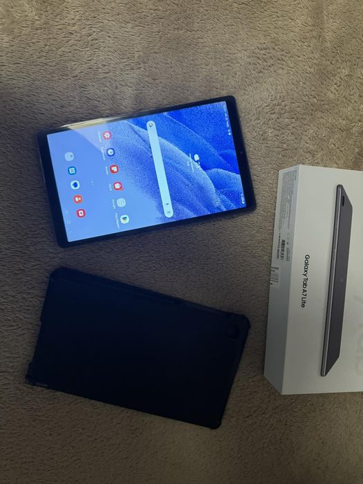 Планшет самсунг Galaxy Tab A7 Lite, планшет ще на гарантії.