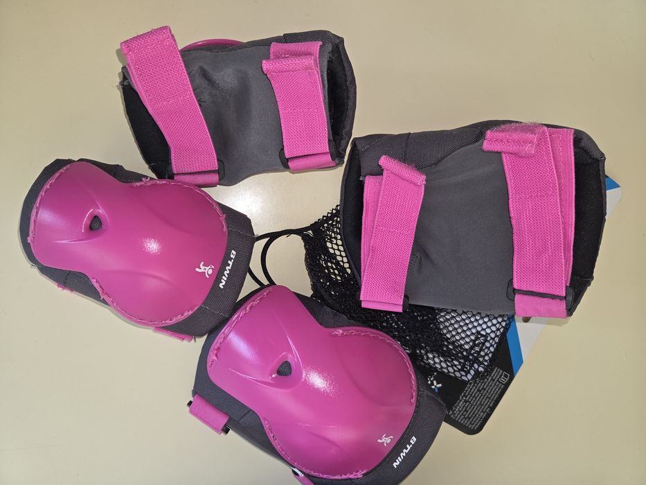 Conjunto capacete+joelheira+cotoveleira