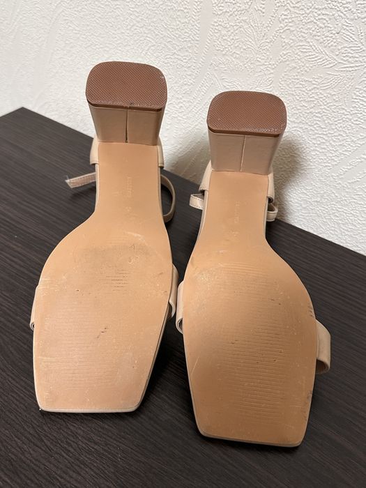 Туфлі жіночі Reserved 40 розмір