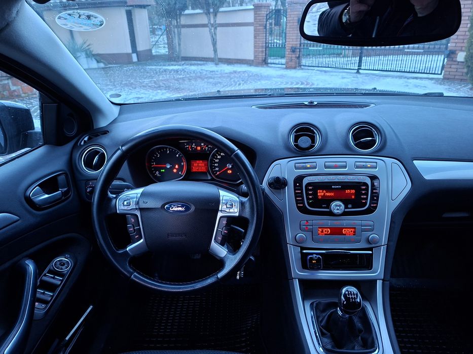 Ford Mondeo MK 4  2.0 TDCI