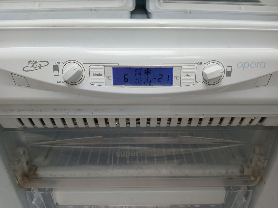 Frigorífico ariston opera encastre