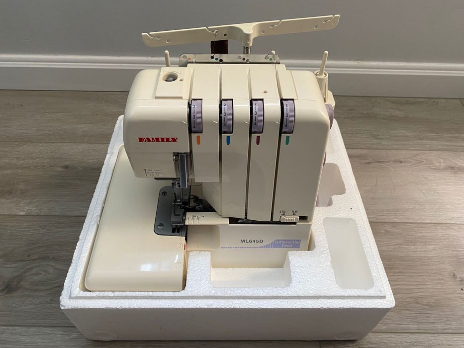 Оверлок Family ML645D