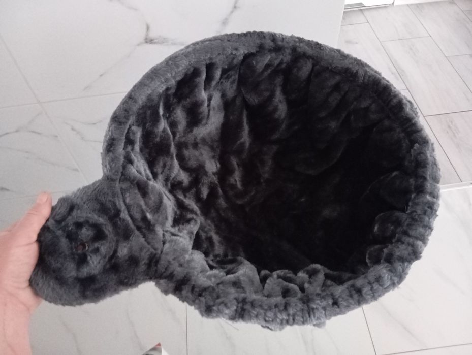 Legowisko wiszące dla kota