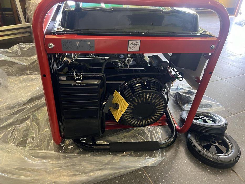 Генератори Hercules(Оригінал) 4.8kW HSE550/E5 з Німеччини