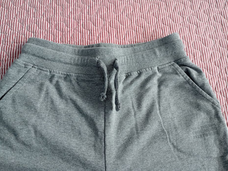 Calças desportivas Code