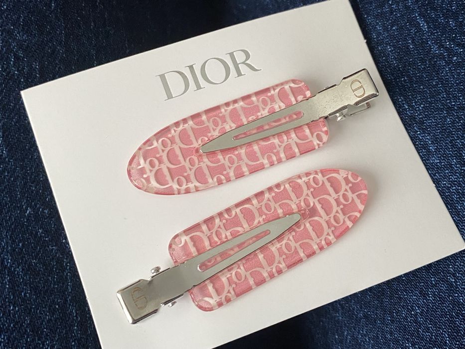 Заколки для волосся рожеві