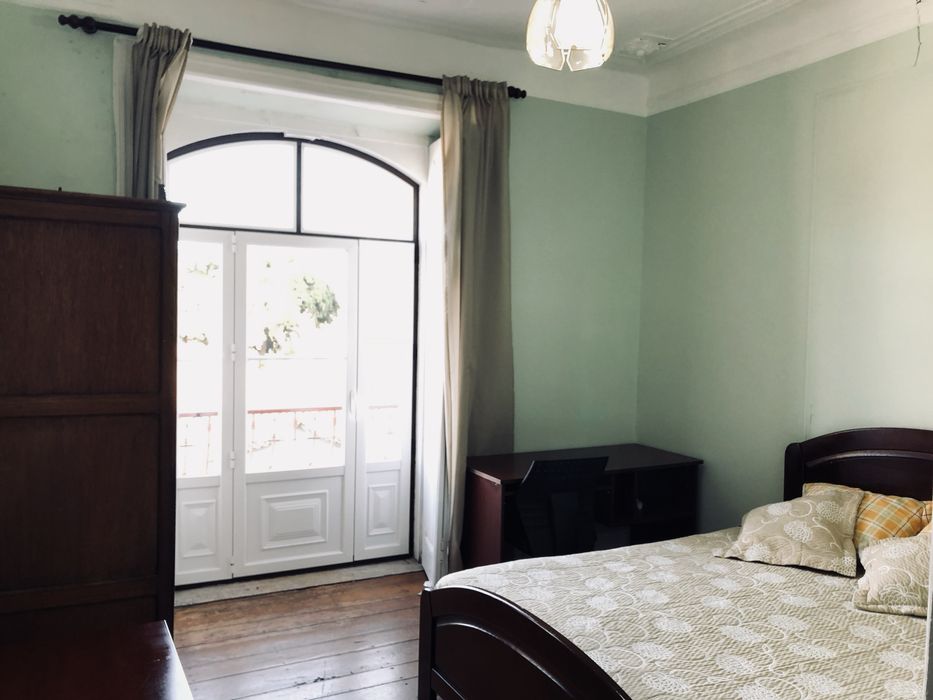 Quarto com Varanda INDIVIDUAL