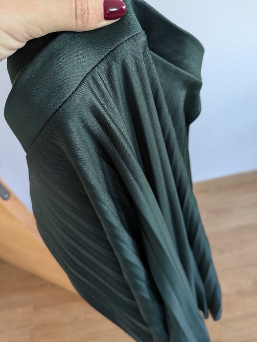 Saia midi verde escuro