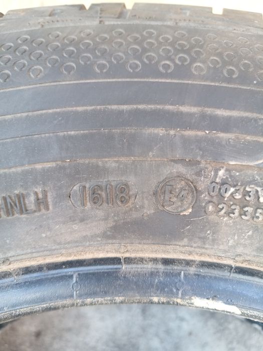 235/65R16C Continental