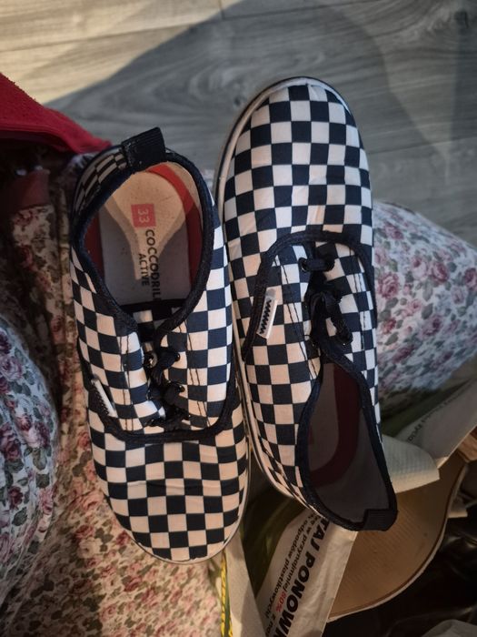 Trampki z coccodrilo