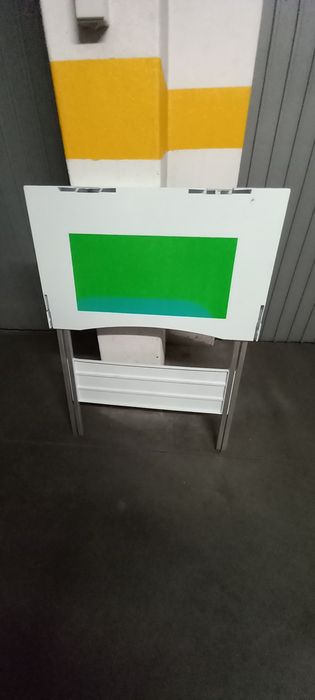 Mesas de apoio abrir/fechar