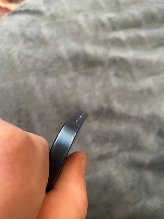 Продам айфон 13га 128