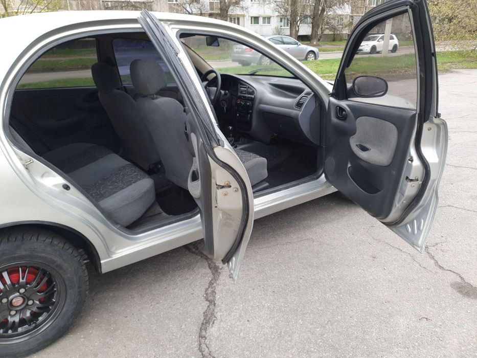 Daewoo Lanos 1.5 кондиціонер, ГУР, стекла