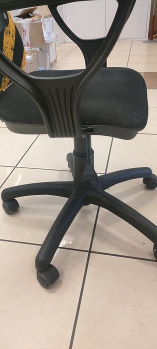 Krzesło biurowe "Under Construction"