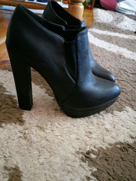 Buty qinba,obcas