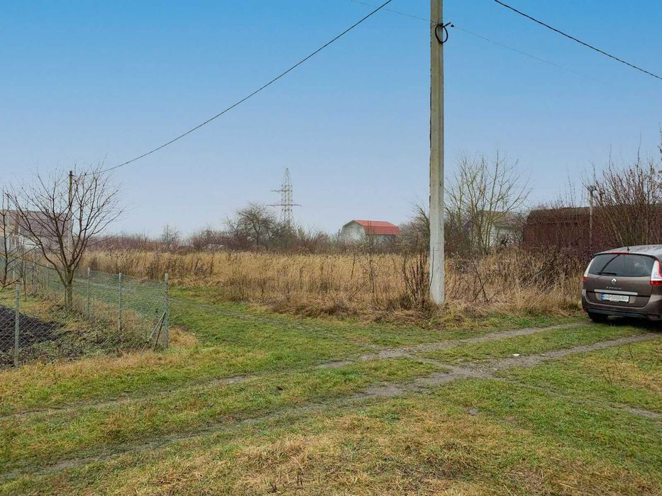 Земельна ділянка в Городку