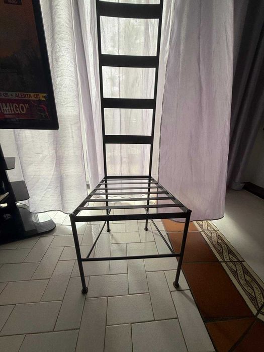 6 Cadeiras em ferro forjado lacado