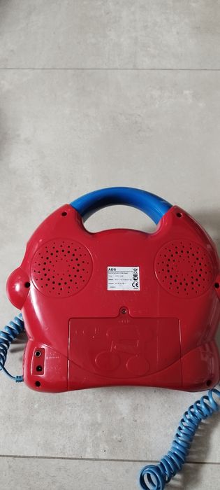 Radyjko na CD dla dziecka z mikrofonami, karaoke, mikrofony