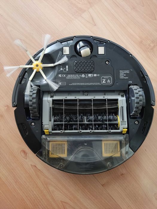 Aspirador robot iRobot Roomba 776 em excelente estado