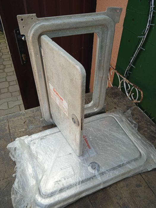 Drzwiczki kominkowe rewizyjne nowe 100zł.