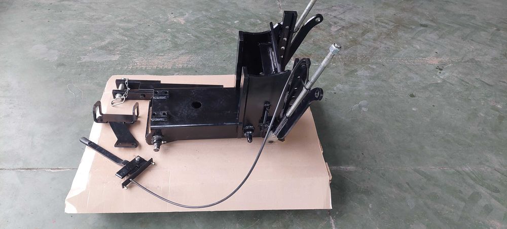 Zaczep do przyczep rolniczych typu Hitch CBM Zetor