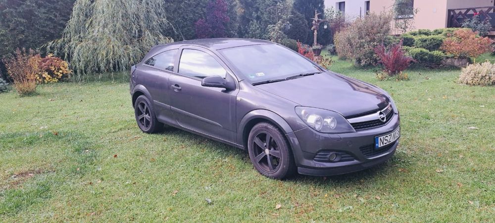 Opel Astra gtc 2008