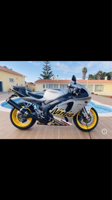 Kawasaki Zxr/ Zx-7 Possível troca / retoma carro /moto