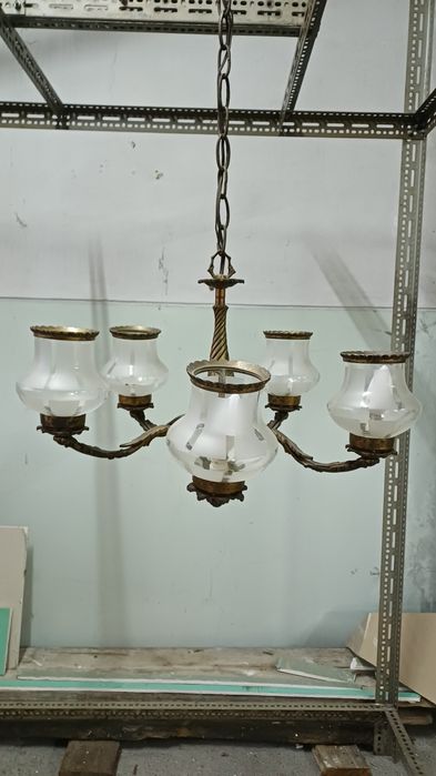 Candeeiro de teto antigo 5 tulipas