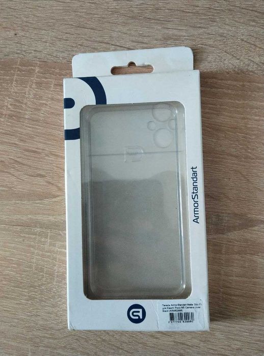 Продам 2 чохла POCO M5