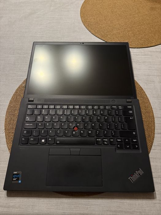 Lenovo ThinkPad X13 Gen 2 i5/ 16 GB RAM – uszkodzony, na części, bez dysku
