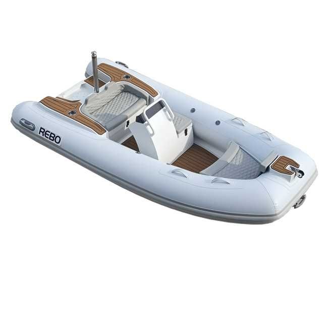 Łódź motorowa RIB jacht sportowy