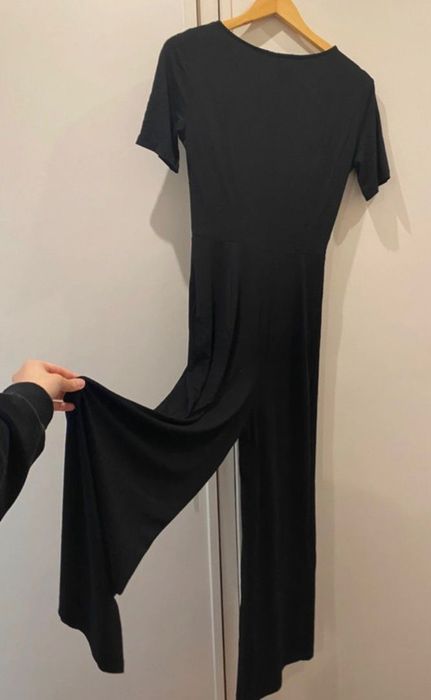 Macacão preto  - Bershka
