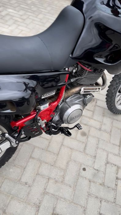 Мотоцикл YAMAHA XT600