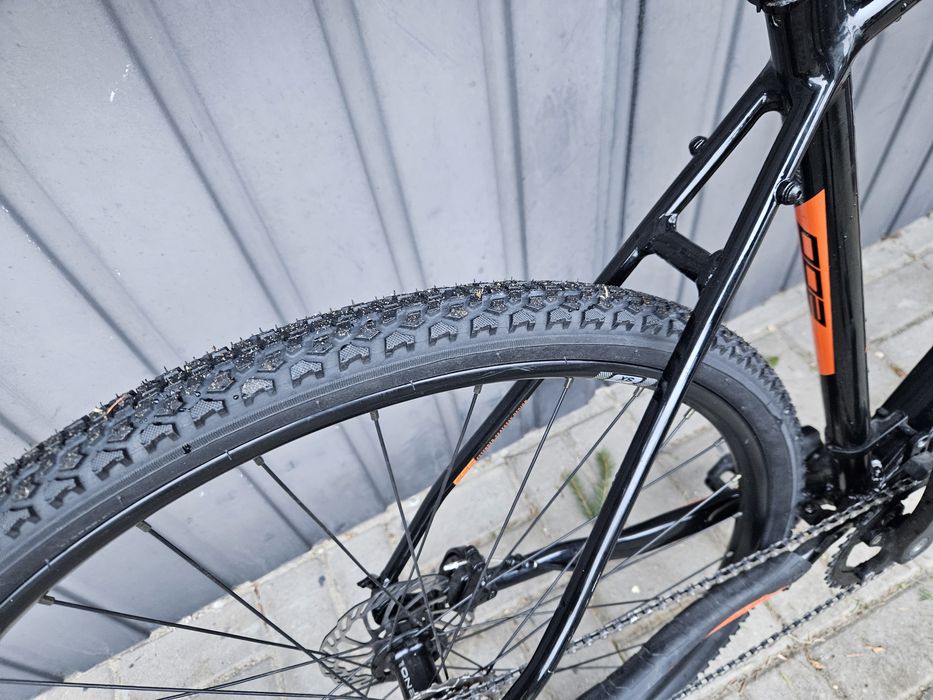 ROCKMACHINE gravel Shimano CLARIS hamulce tarczowe
