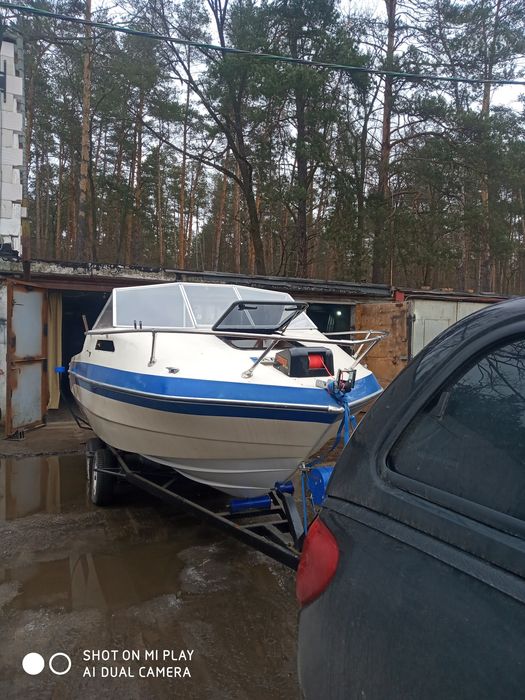 Продам Glastron CX19