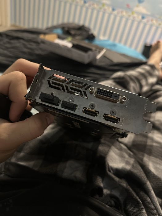 Видеокарта GTX 1050ti