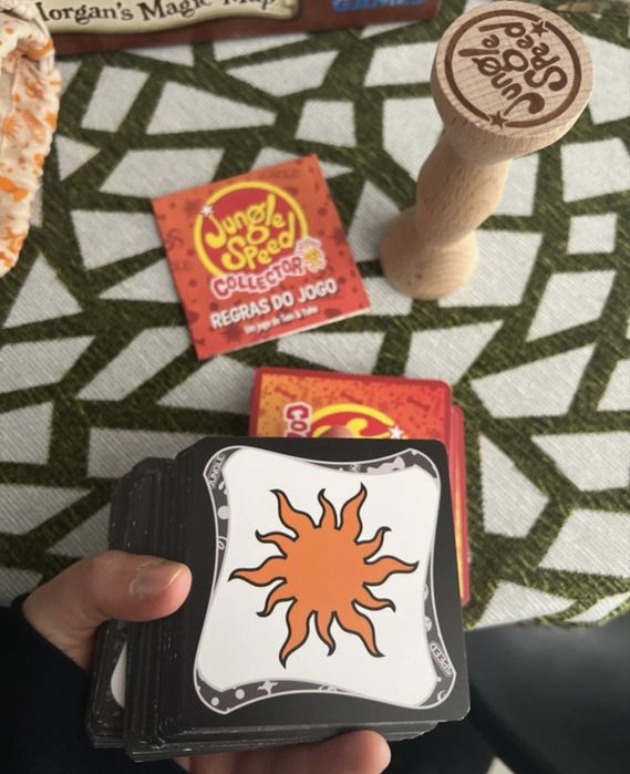 Jungle speed collection jogo tabuleiro inclui dois jogos