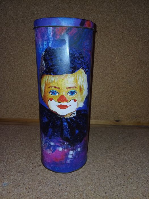 Lata de colecção. Palhaço, grande cerca de 40 cm. Caixa antiga.