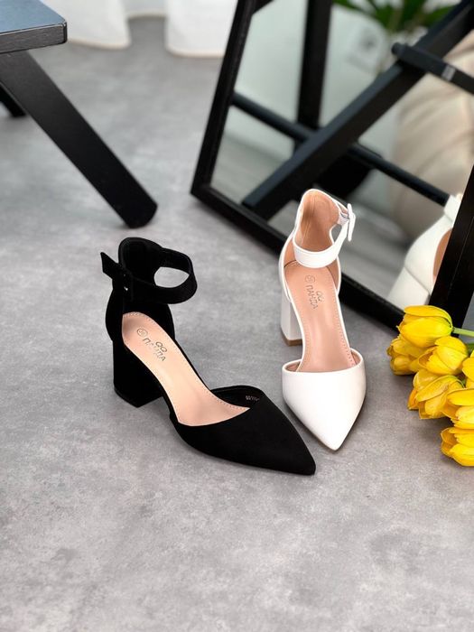 Туфлі з ремінцем