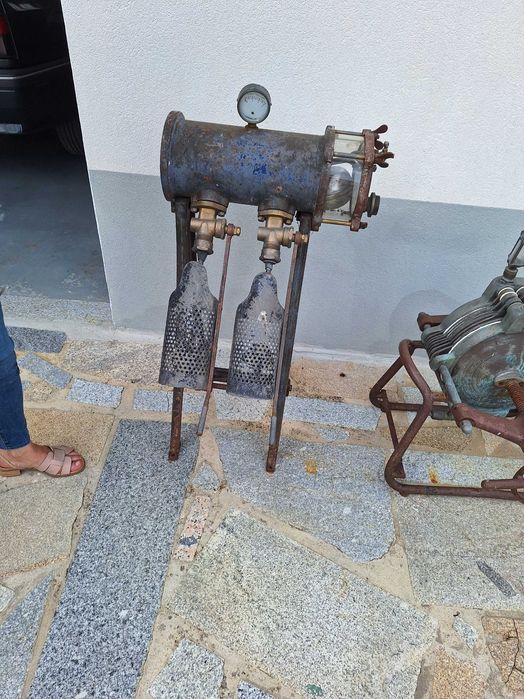 Peças antigas com mais de duzentos anos