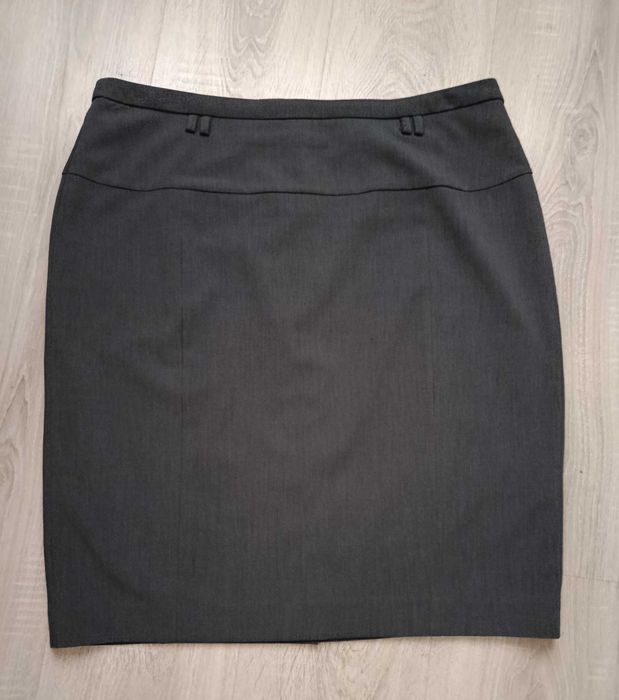 spódnica ołówkowa do pracy
