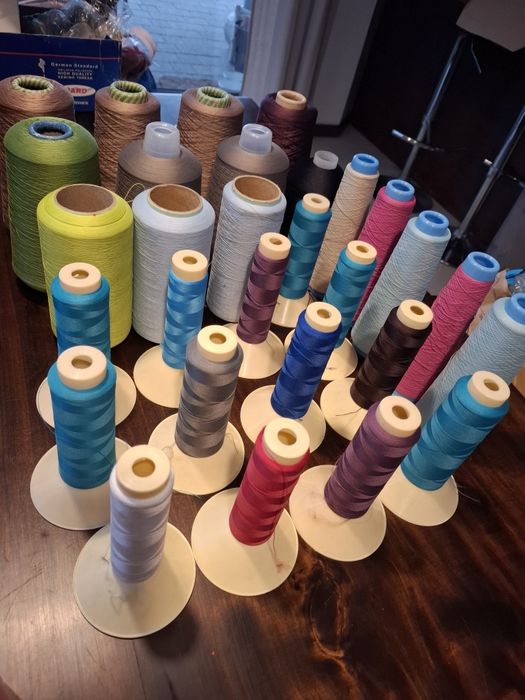 Nici elastyczne  , mix kolorów,  29 szpul