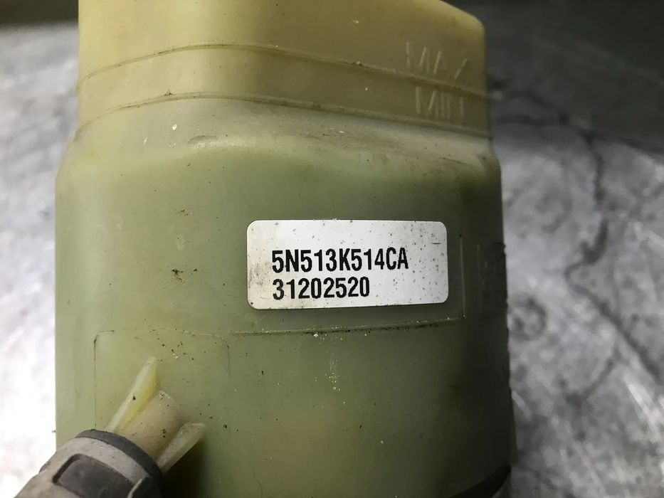 BOMBA DE DIRECÇÃO / DIREÇÃO ASSISTIDA VOLVO C30 V50 S40 5N513K514CA