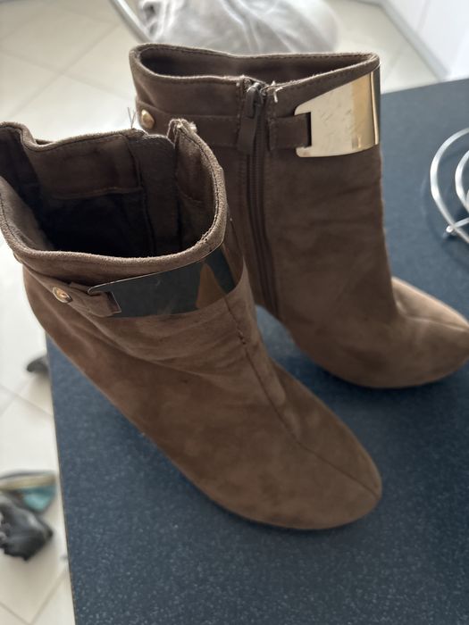 Kozaki  damskie na szpilce