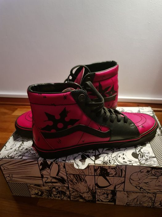 Vans x Marvel - edição especial Deadpool - 42.5