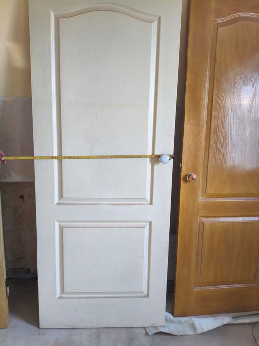 Продам двери 500 грн та что мятая 100грн