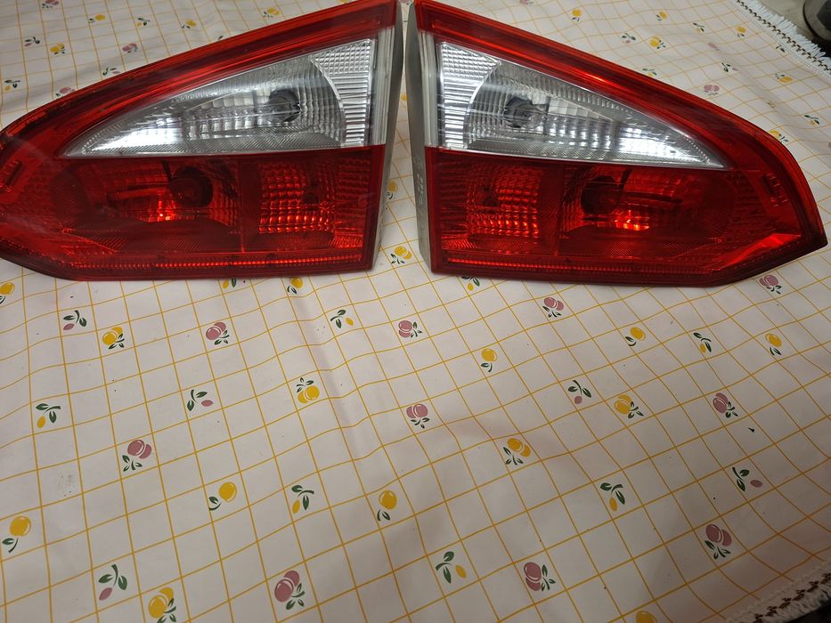 стопи задні фонарі для Ford Focus 3 2011-2014 років.