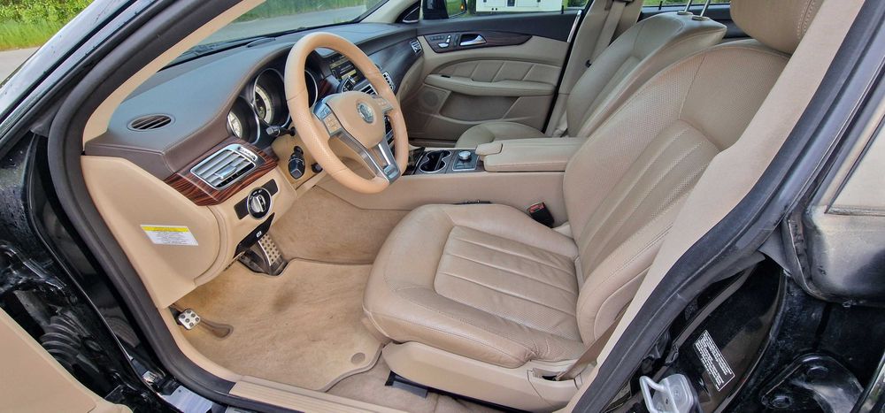 Mercedes Benz CLS W218 550 4 Matick 2012.